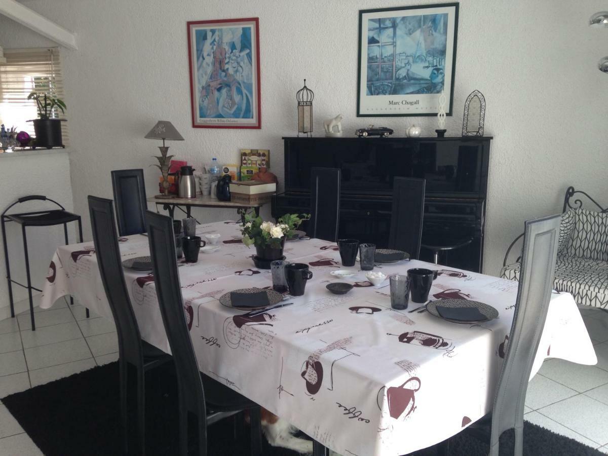 Le Jardin De La Cite Bed & Breakfast Carcassonne Luaran gambar